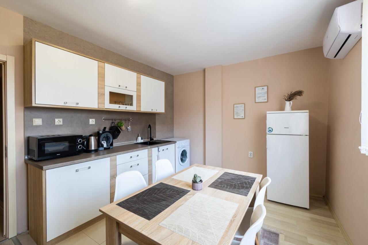 Central Point Apartments Русе Екстер'єр фото