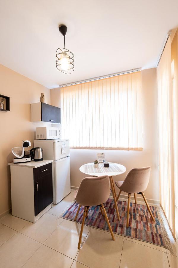 Central Point Apartments Русе Екстер'єр фото