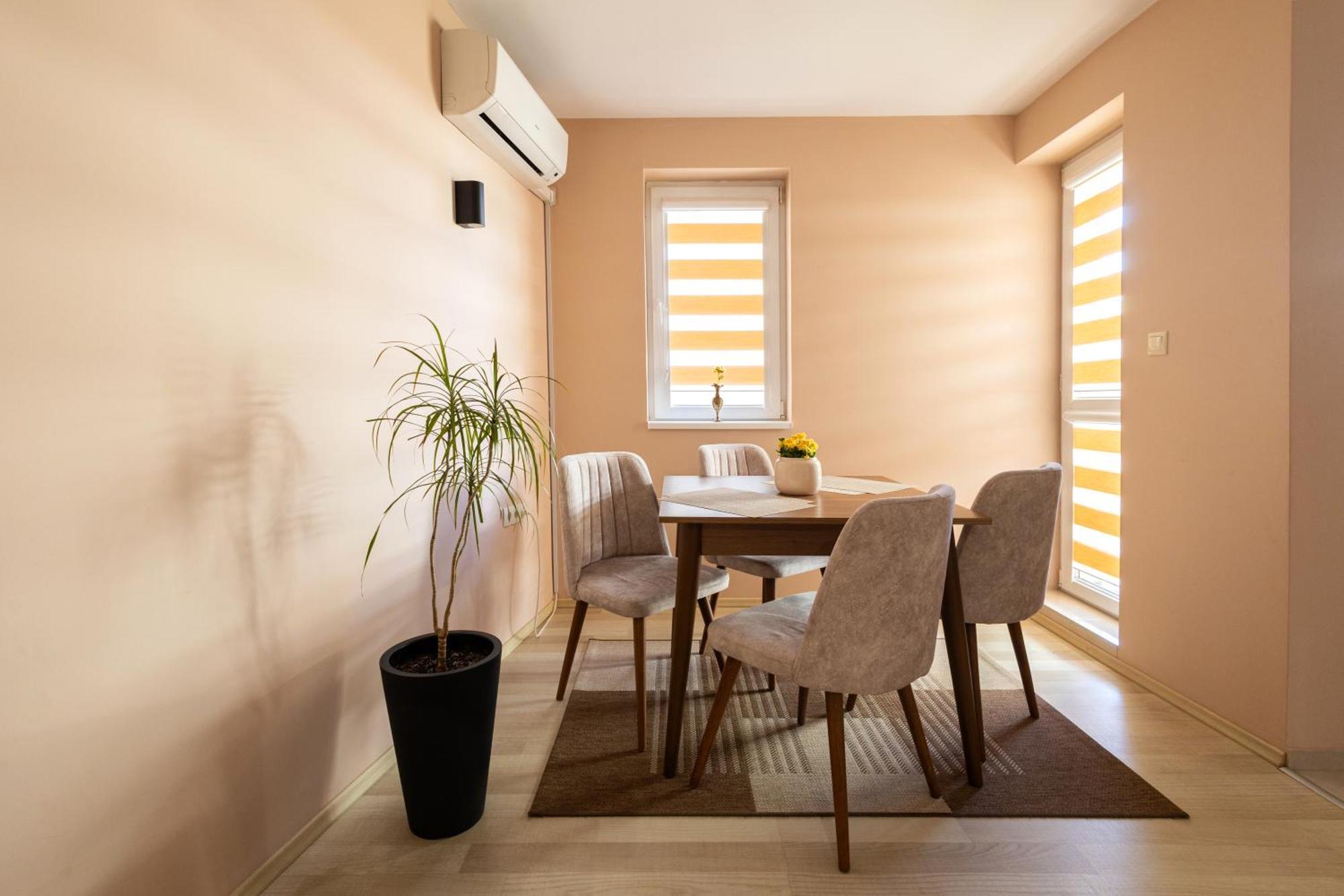 Central Point Apartments Русе Екстер'єр фото